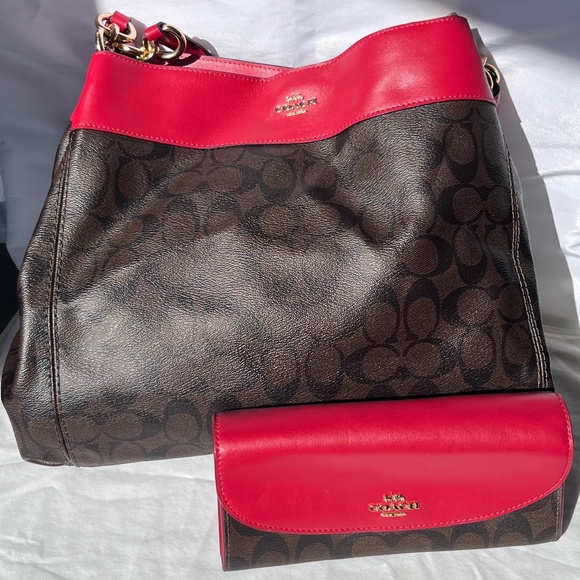 Coach Signature Lexy Brown Shoulder Bad with Slim Envelope Wallet - Red - Picture 1 of 13